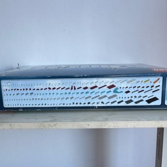 New LEGO Rare Retired Creator 10241 Maersk Line Triple-E Container Ship - Picture 3 of 11